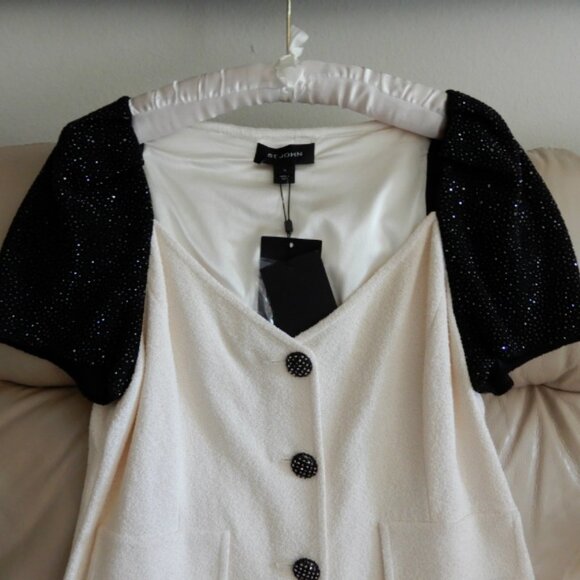 NWT.St.John Luxuries Blazer Bright White Caviar Embellished Stunning Sz.12 - Picture 13 of 15